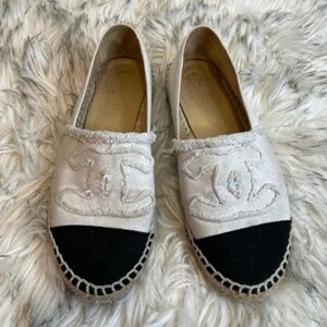 Chanel White Double Stacked Fabric Cap Toe Espadrille Size 40 Flats Regular